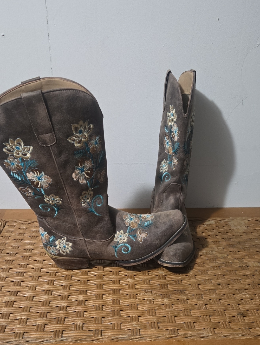 Roper Taupe Embroidered Western Boots with Blue & Cream Floral Accents